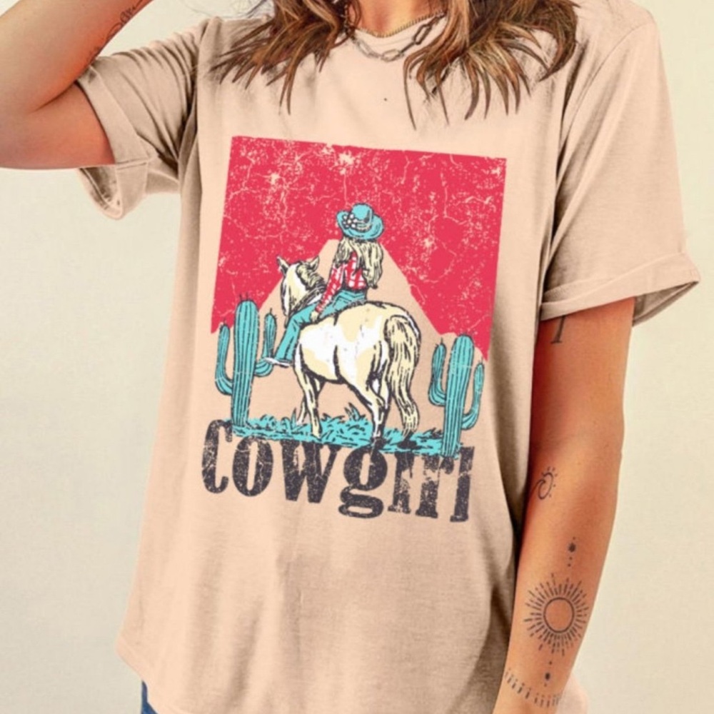 Cowgirl Graphic T-Shirt